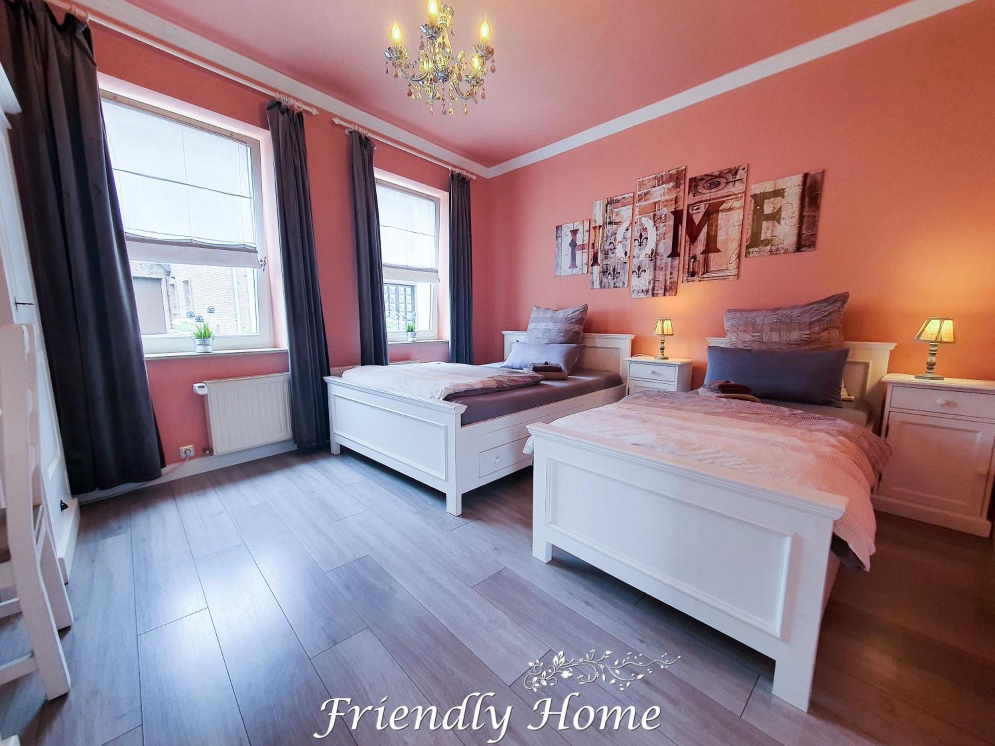 Friendly Home - Stadthaus بورنهايم المظهر الخارجي الصورة